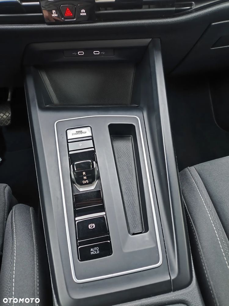 Volkswagen Golf VIII 1.4 TSI Plug-In Hybrid Style DSG - 35