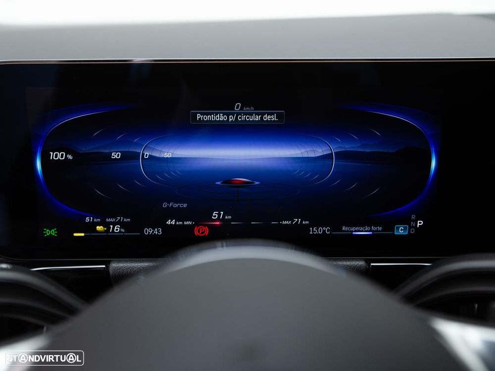 Mercedes-Benz EQA 300 4Matic Progressive - 29