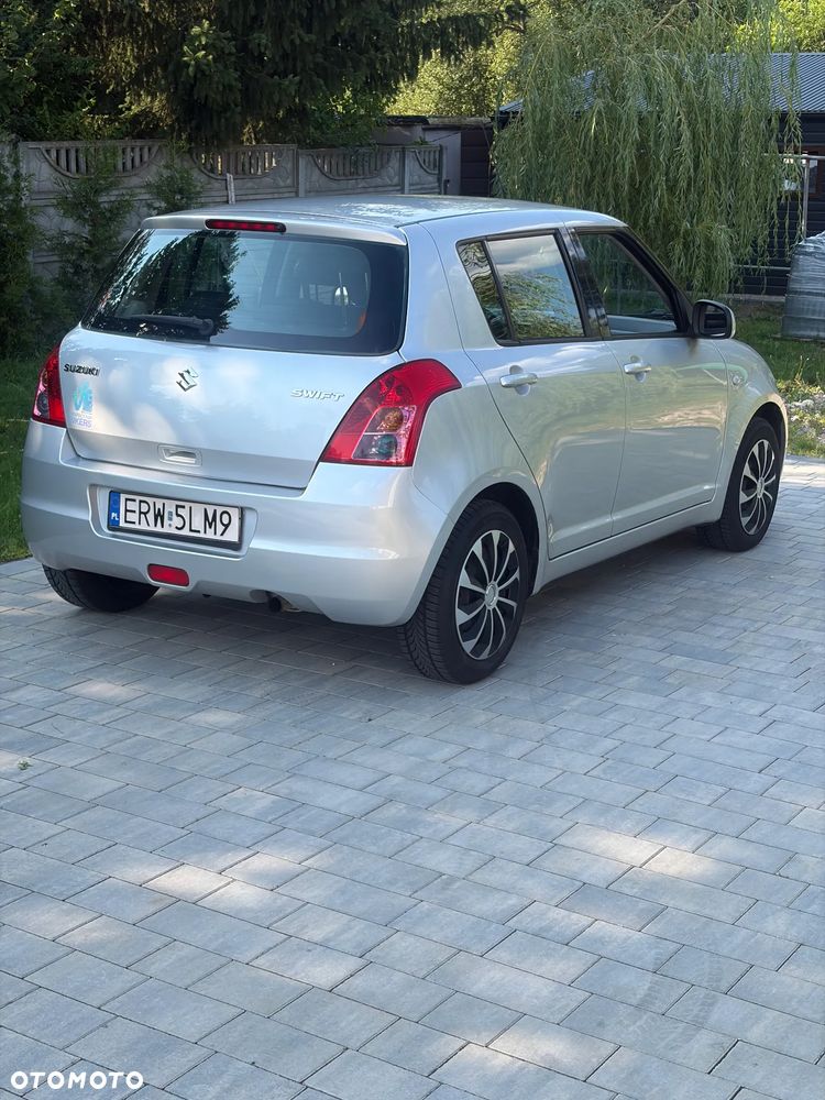 Suzuki Swift 1.3 GLX / Comfort - 8