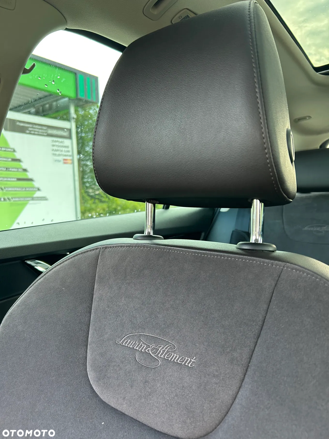 Skoda Octavia Combi 2.0 TDI 4x4 DSG L&K - 14