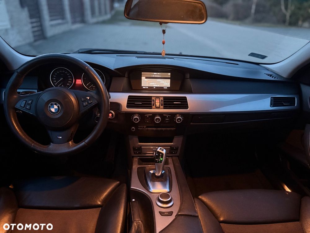BMW Seria 5 - 36