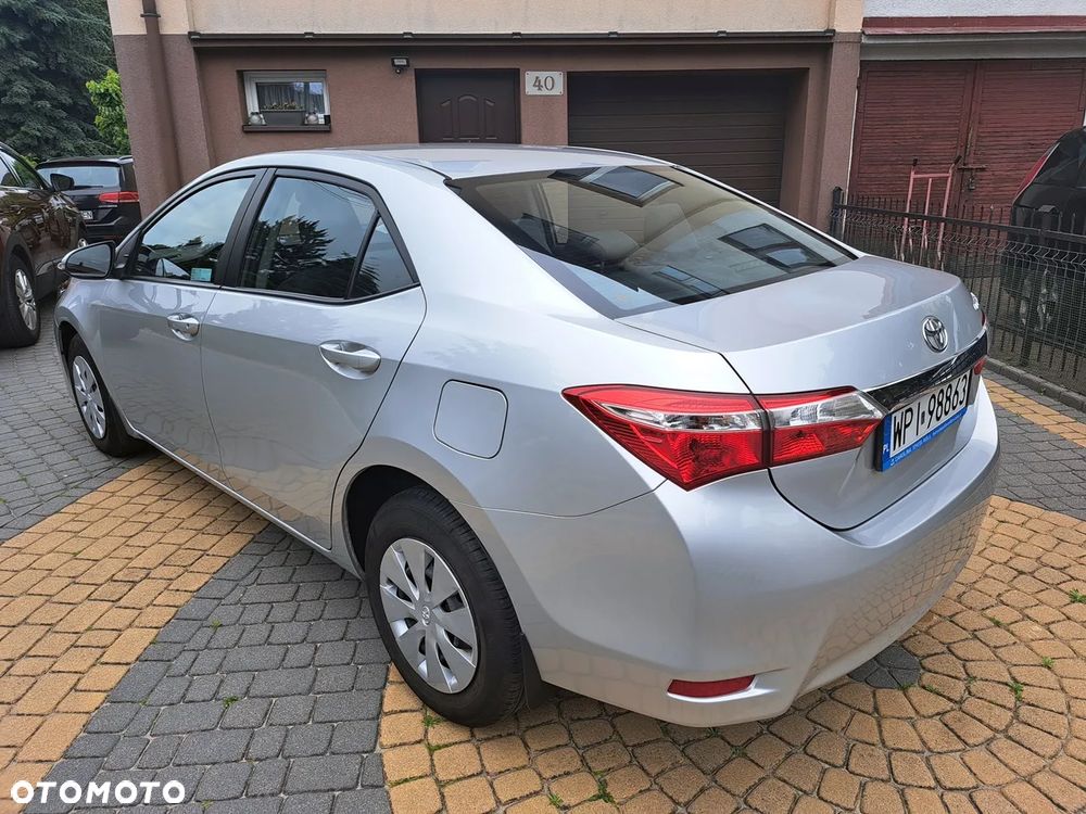 Toyota Corolla 1.6 Active - 4