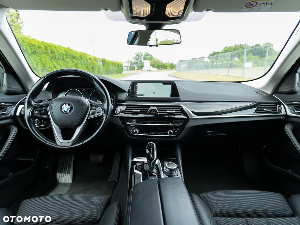 BMW Seria 5 520d Sport Line sport - 22
