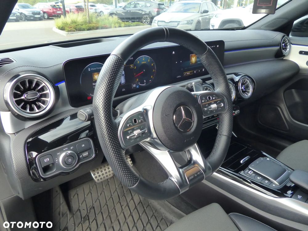 Mercedes-Benz CLA AMG 35 4-Matic 7G-DCT - 13