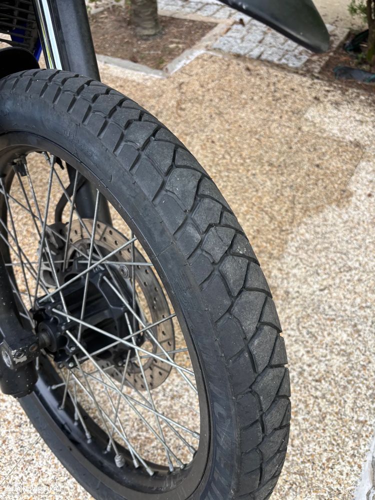 Yamaha XT R - 5