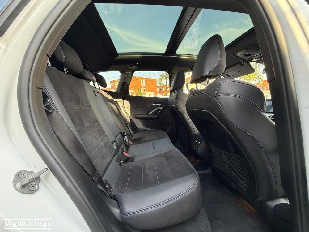 BMW iX1 xDrive30 M Sport Pack - 18