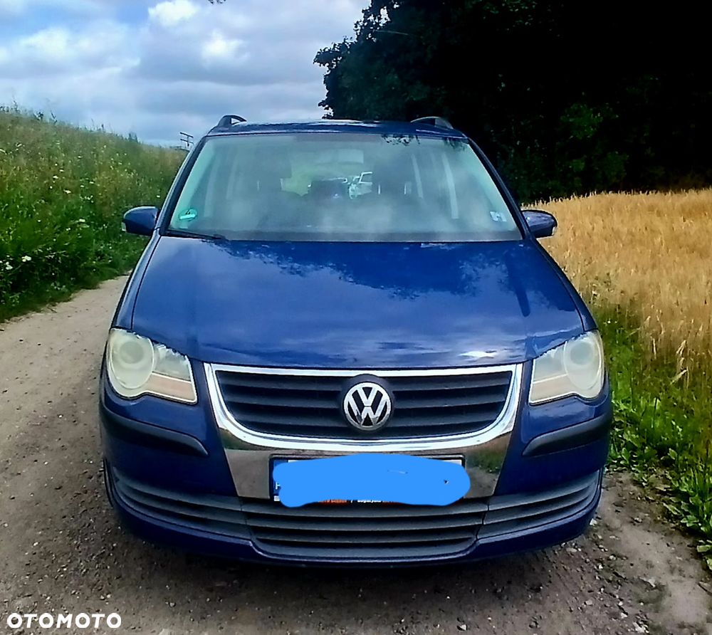 Volkswagen Touran - 2
