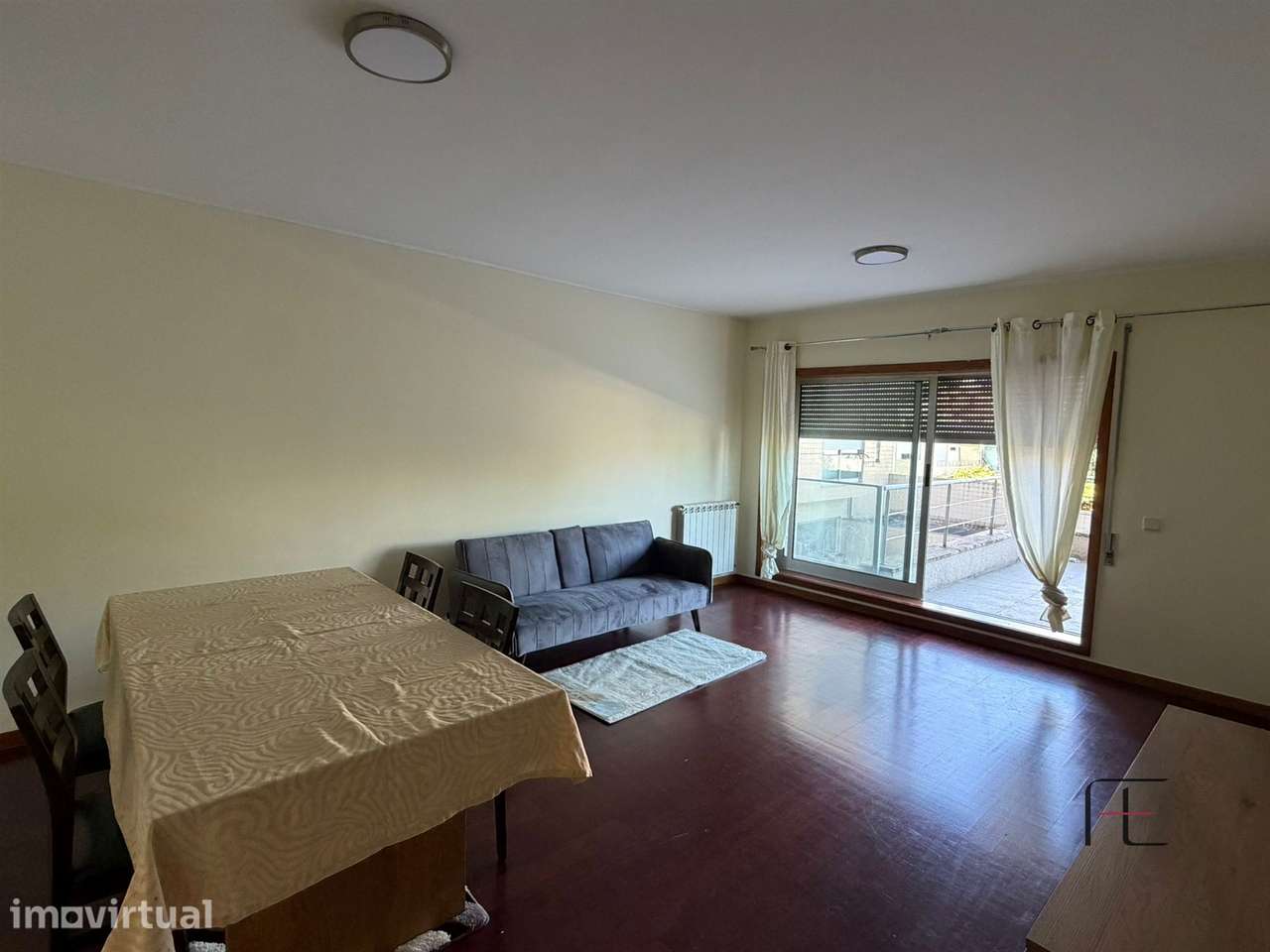 Apartamento T2 Arrendamento em Baguim do Monte (Rio Tinto),Gondomar - Grande imagem: 2/23