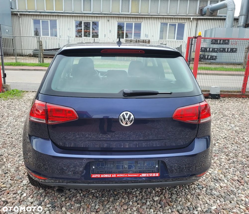 Volkswagen Golf - 5