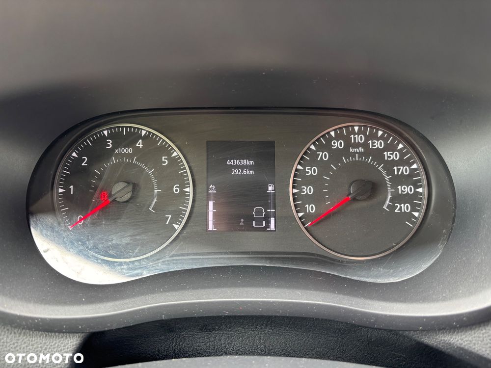 Renault Master - 18
