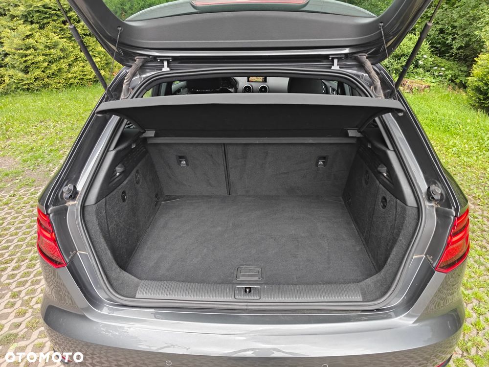 Audi A3 Sportback 1.4 TFSI e-tron Sport S tronic - 21