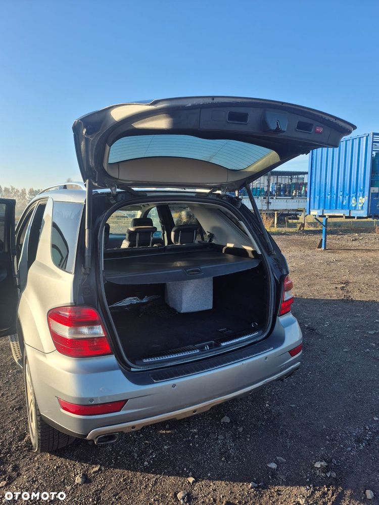 Mercedes-Benz Ml 2010 photo 4