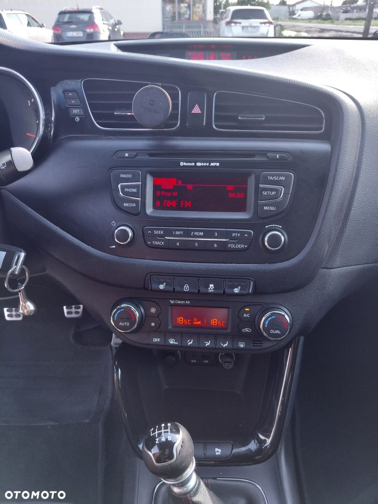 Kia Ceed 1.6 T-GDI GT L - 12
