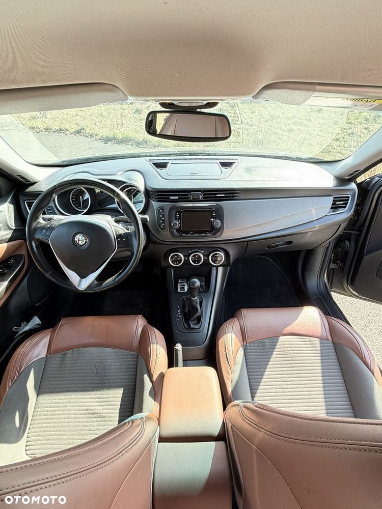 Alfa Romeo Giulietta 2.0 JTDM Exclusive TCT - 14