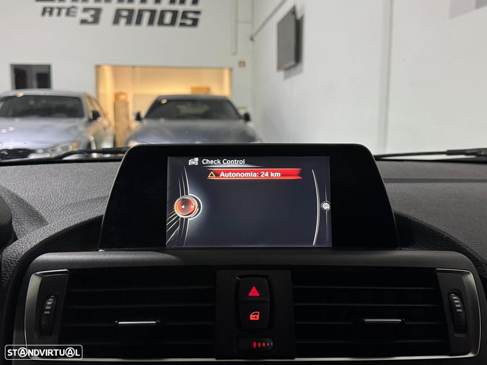 BMW 118 d Pack M - 27