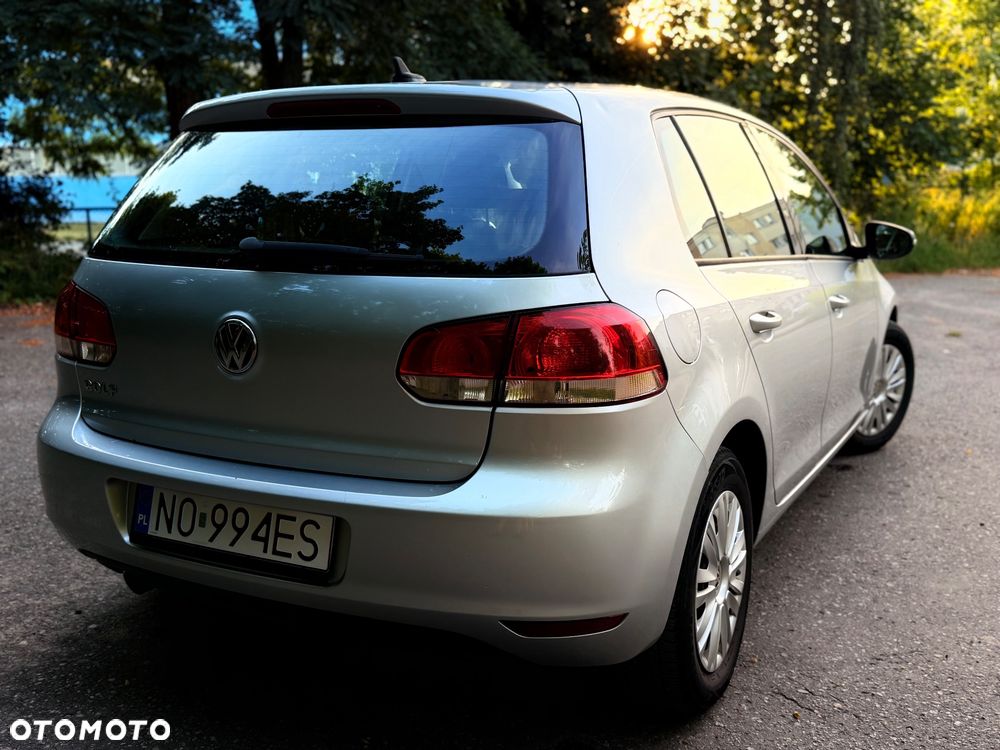 Volkswagen Golf - 11