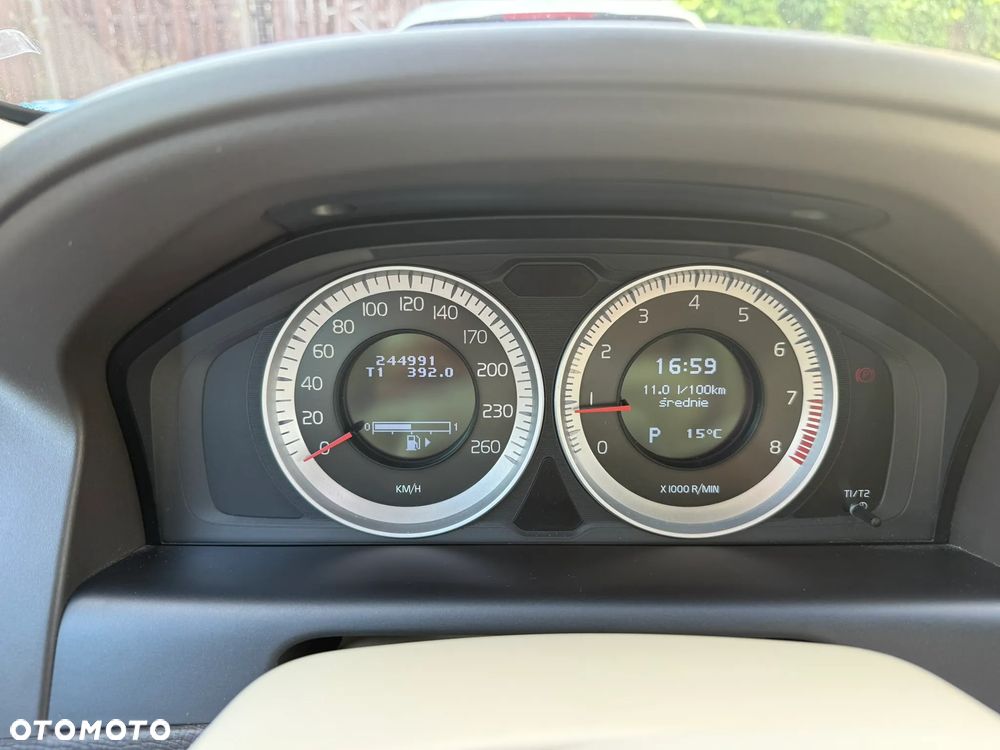 Volvo XC 60 2.0T Momentum - 16