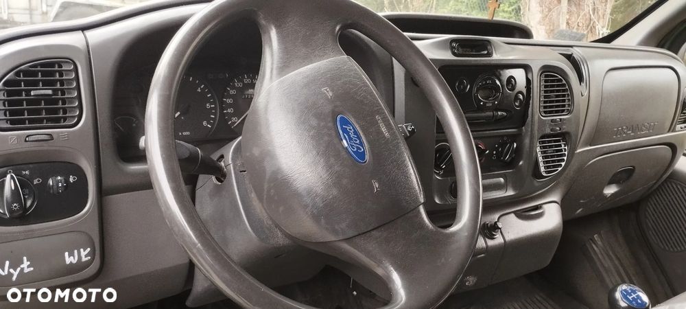 Ford Transit - 5