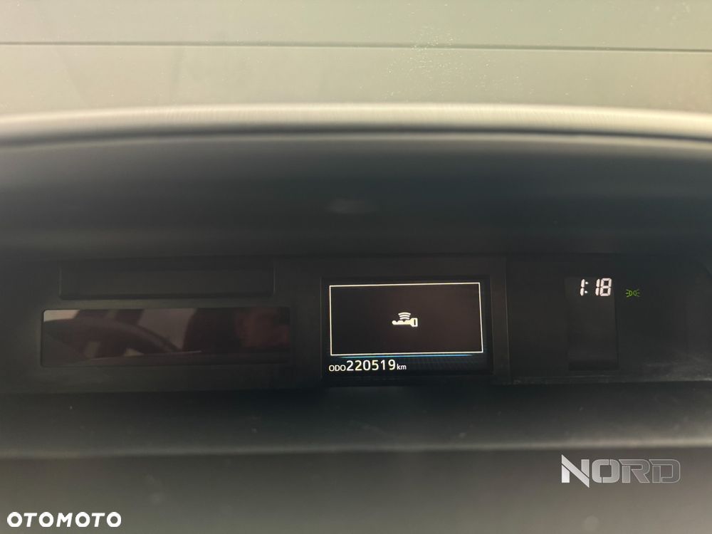 Toyota Prius+ 1.8 HSD Premium - 30