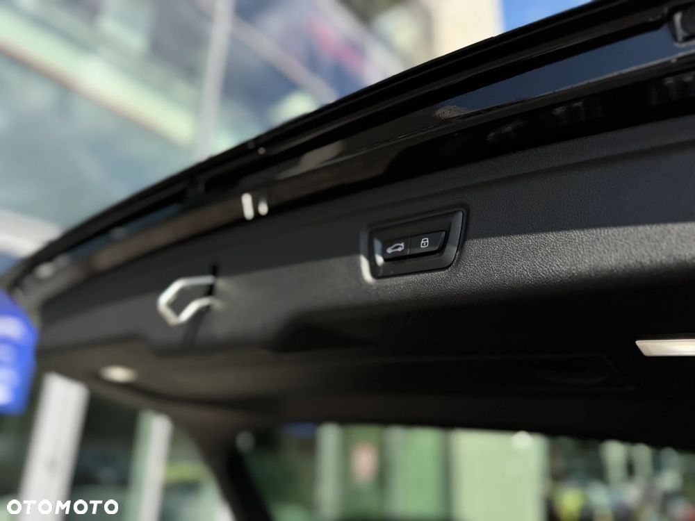 BMW Seria 3 ver-320d-touring-xdrive-m-sport - 19