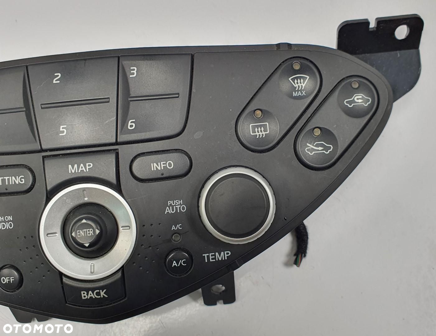 PANEL RADIA NAWIEWU KLIMATYZACJI NISSAN PRIMERA P12 28395-BA000 - 2