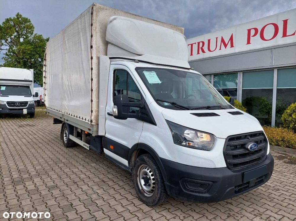 Ford Transit - 1