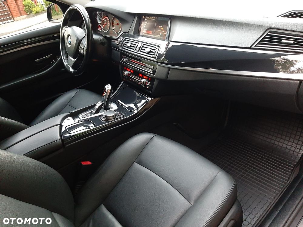 BMW Seria 5 520d - 6