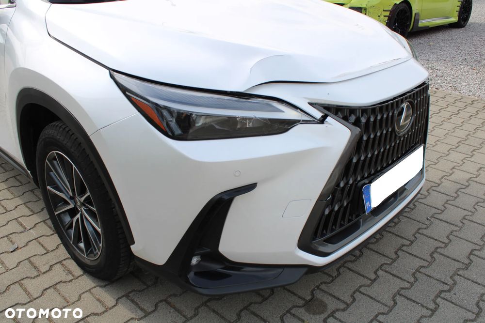 Lexus NX 350h Prestige 2WD - 13