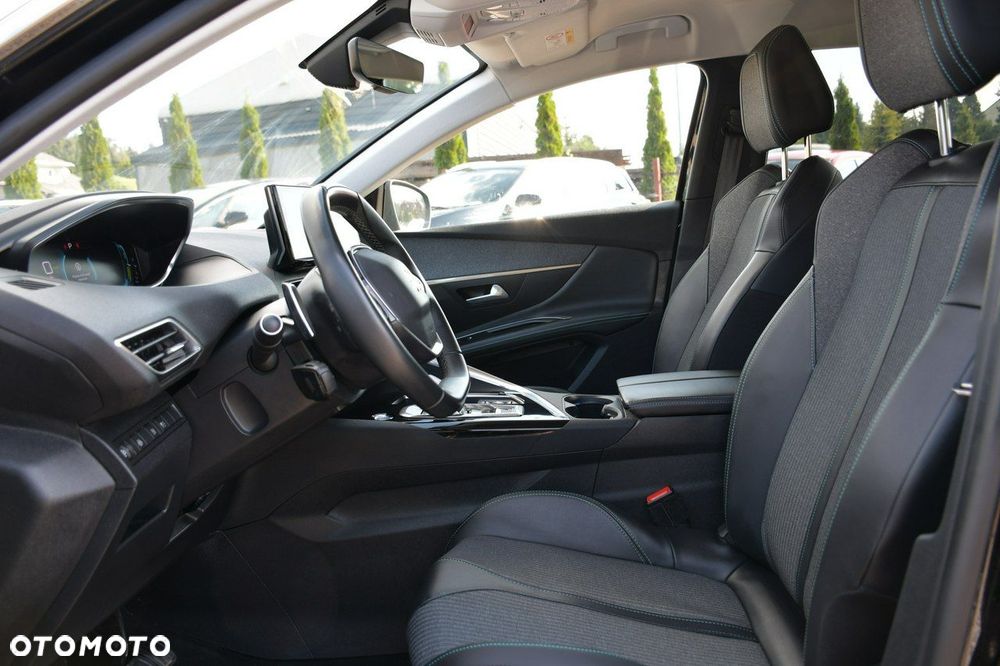 Peugeot 3008 1.6 PureTech Hybrid PHEV Allure Pack S&S EAT8 - 16