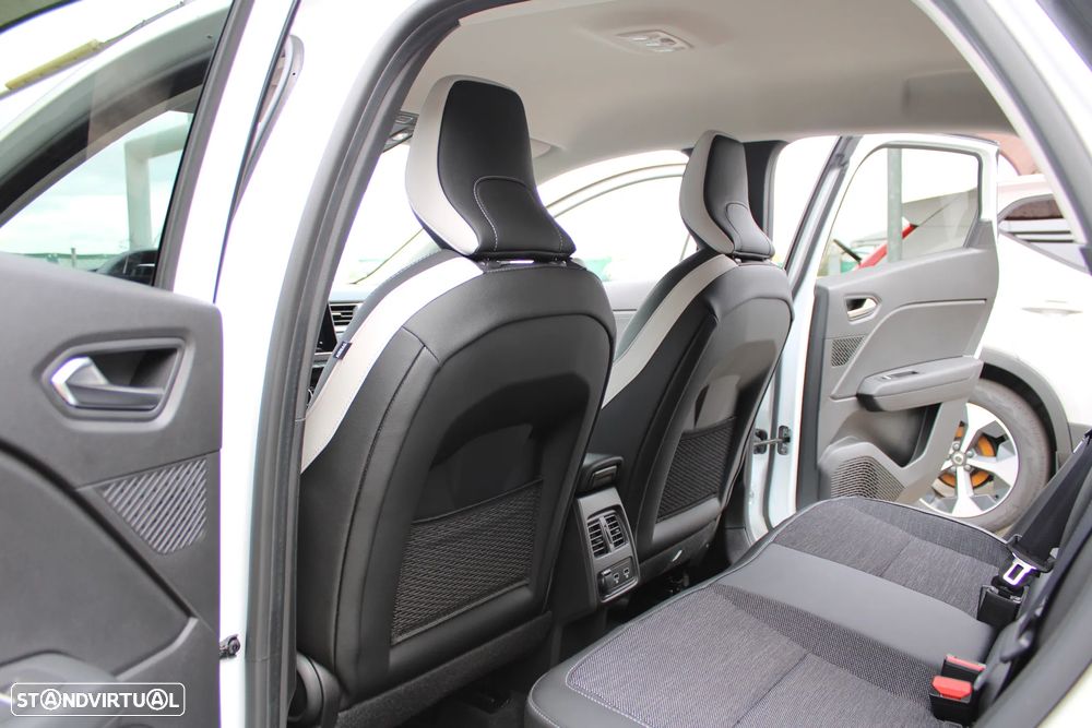 Renault Captur 1.0 TCe Exclusive Bi-Fuel - 42