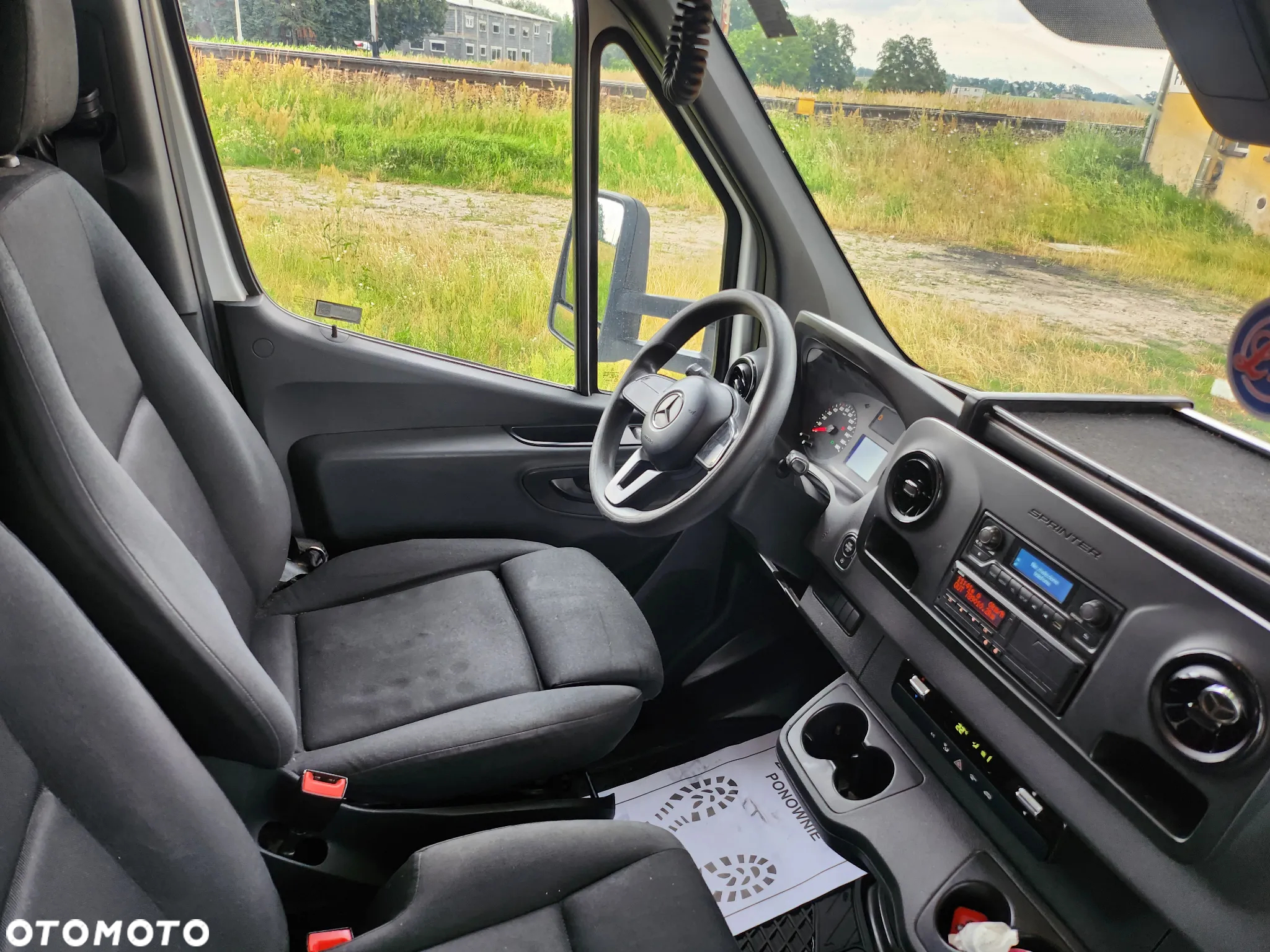 Mercedes-Benz SPRINTER - 14