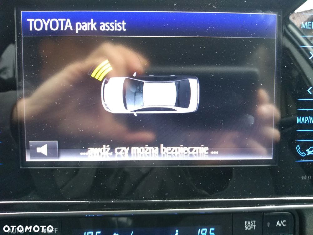 Toyota Corolla 1.6 Comfort - 14