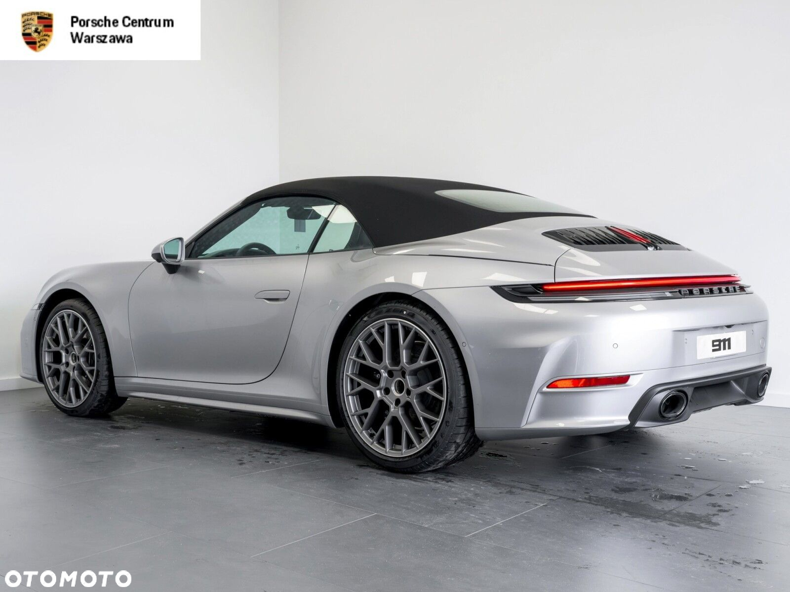Porsche 911 Carrera Cabrio - 2