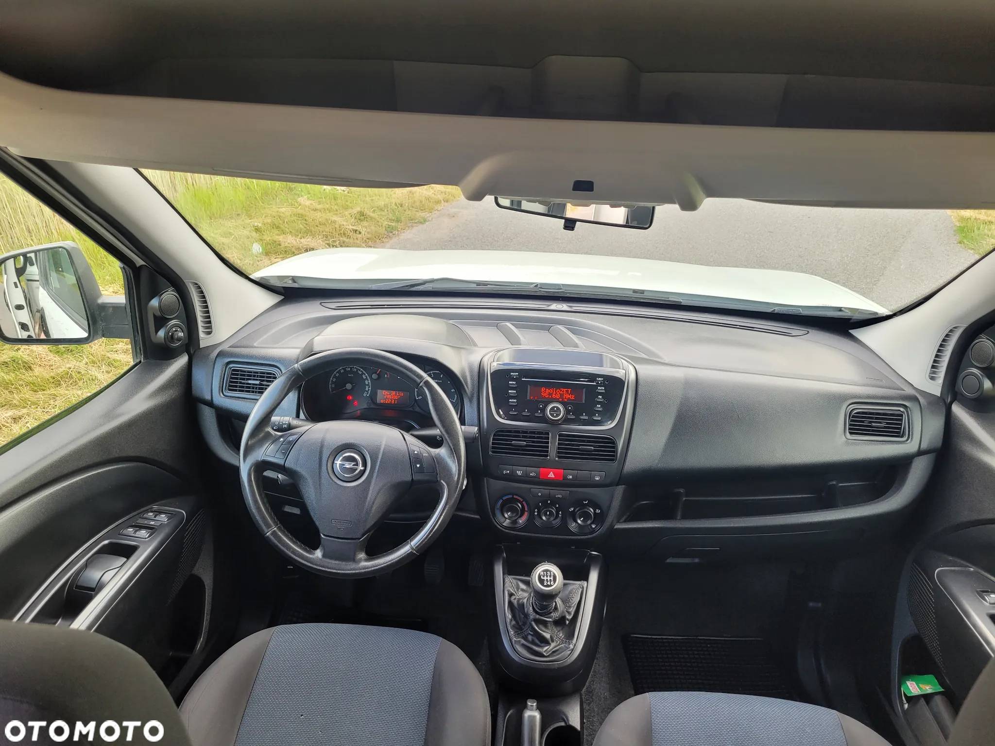 Opel Combo - 8