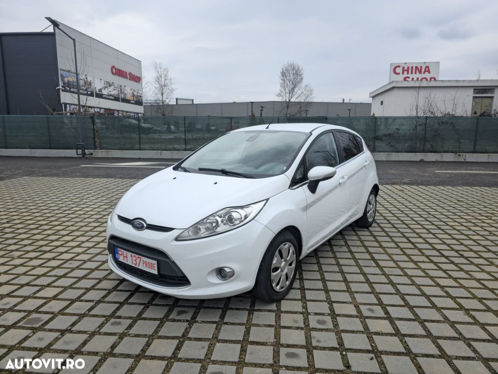 Ford Fiesta 1.6 TDCI DPF Titanium - 9