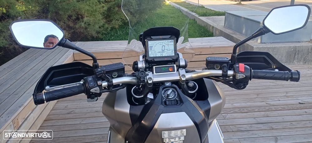 Honda X-ADV - 1