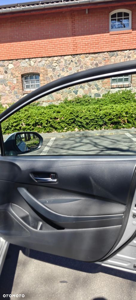 Toyota Corolla 1.6 Active - 11