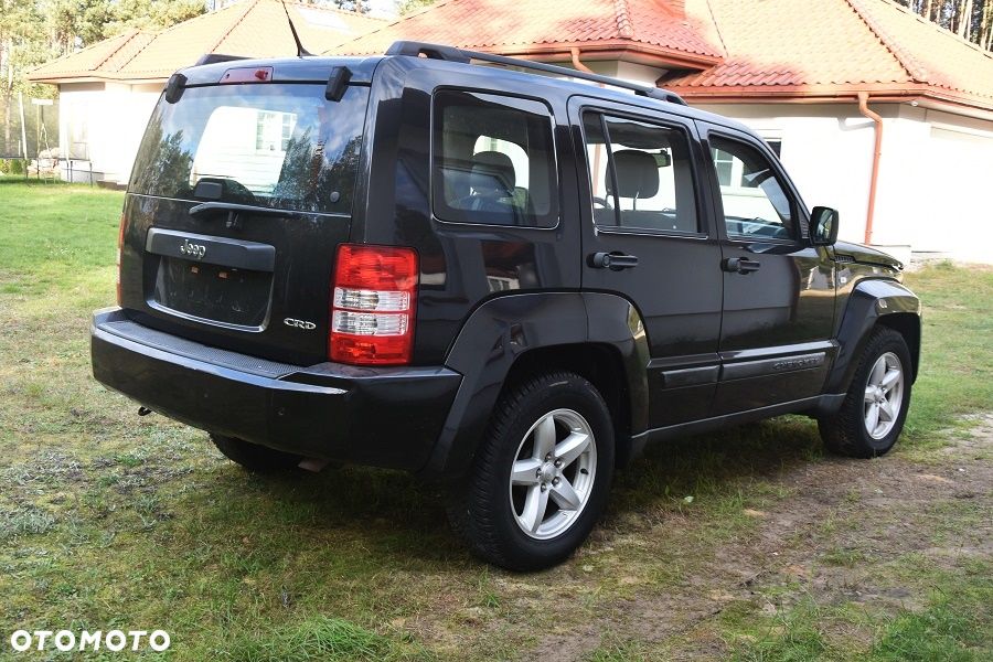 Jeep Cherokee - 8