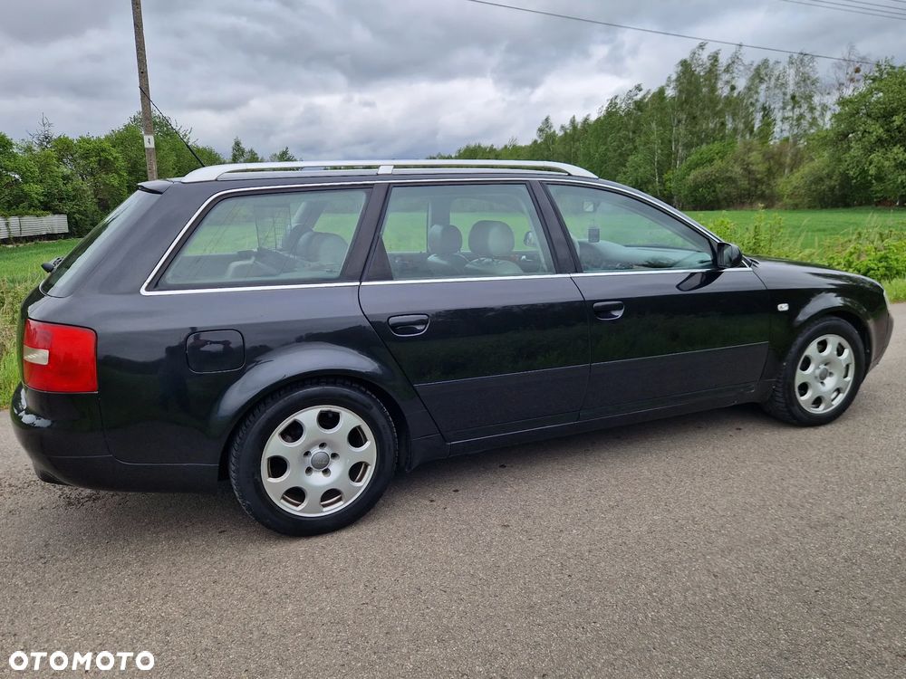 Audi A6 Avant 2.4 - 3