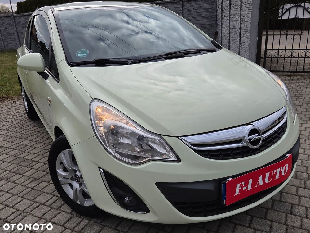 Opel Corsa 1.4 16V Satellite - 10