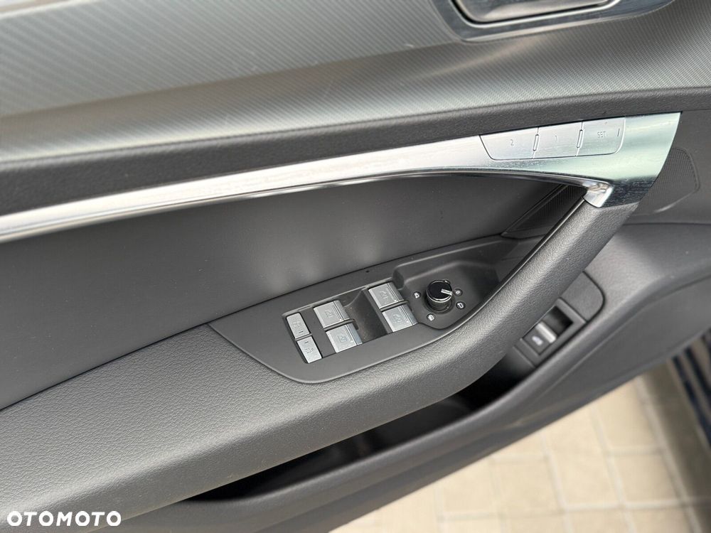 Audi A6 Avant - 18