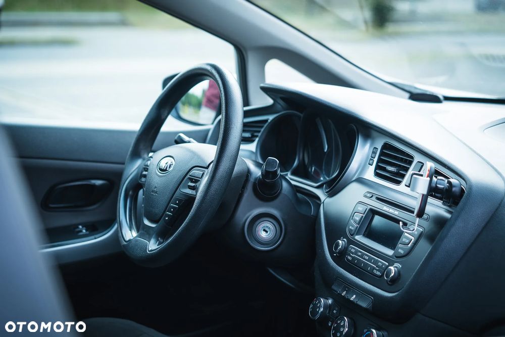 Kia Ceed 1.6 CRDi M - 11