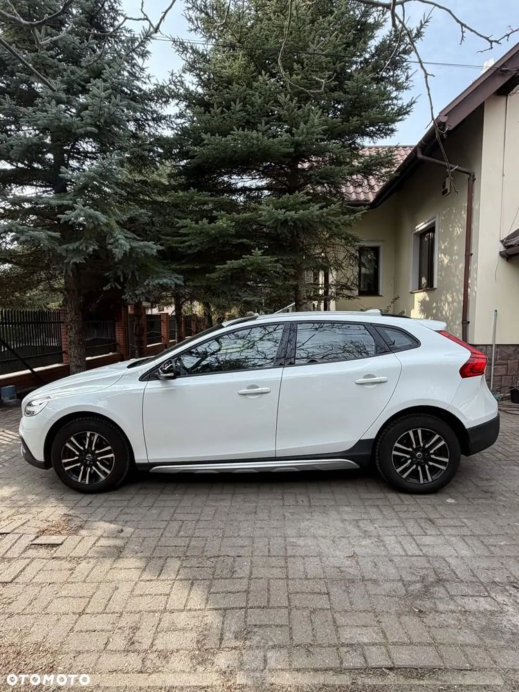 Volvo V40 Cross Country D2 Drive-E Momentum - 6