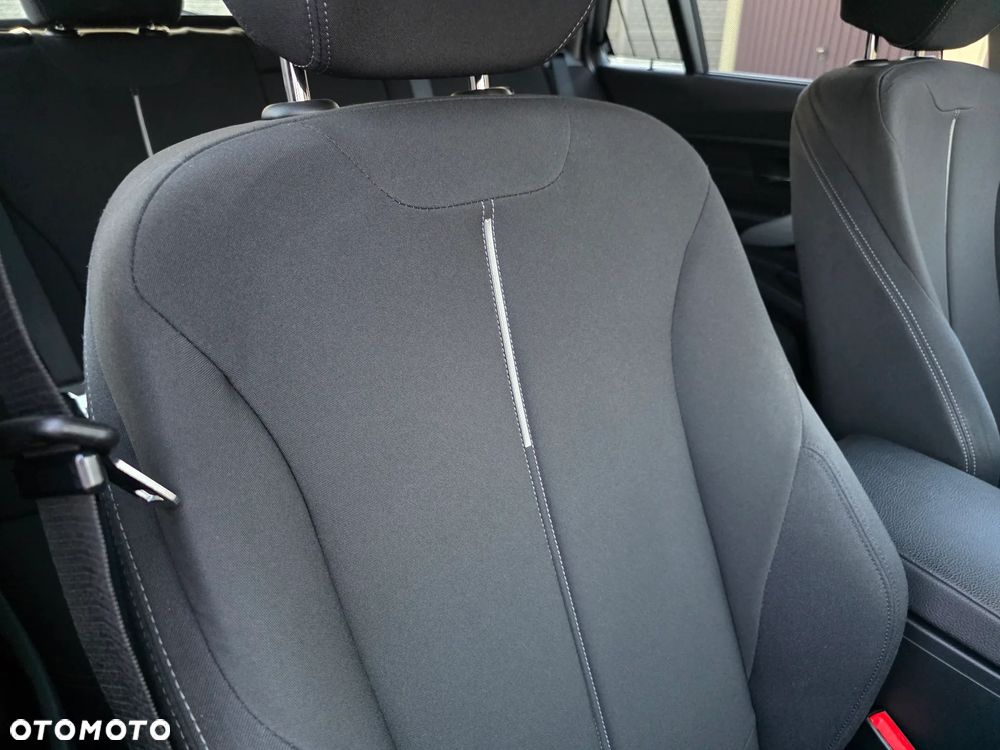 BMW Seria 3 320d - 26