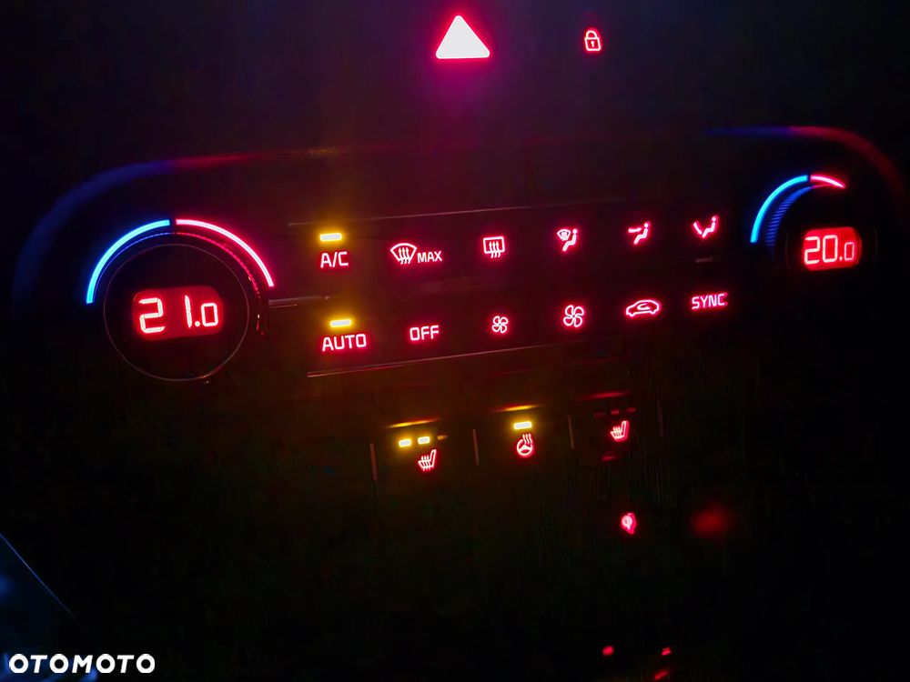 Kia ProCeed 1.6 CRDi DCT7 SCR GT LINE - 36