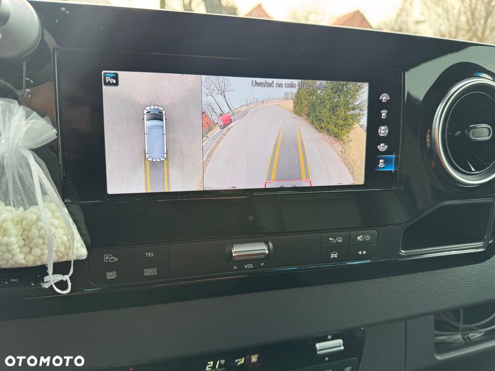 Mercedes-Benz Sprinter - 30