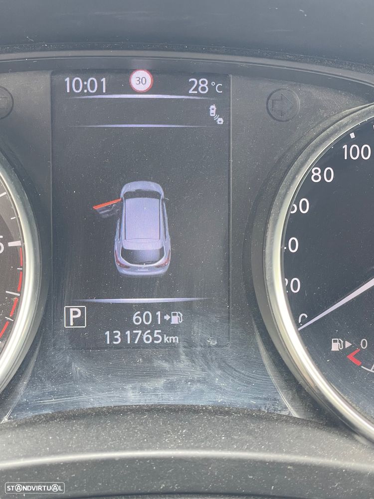Nissan Qashqai 1.6 dCi Acenta Connect Xtronic - 6