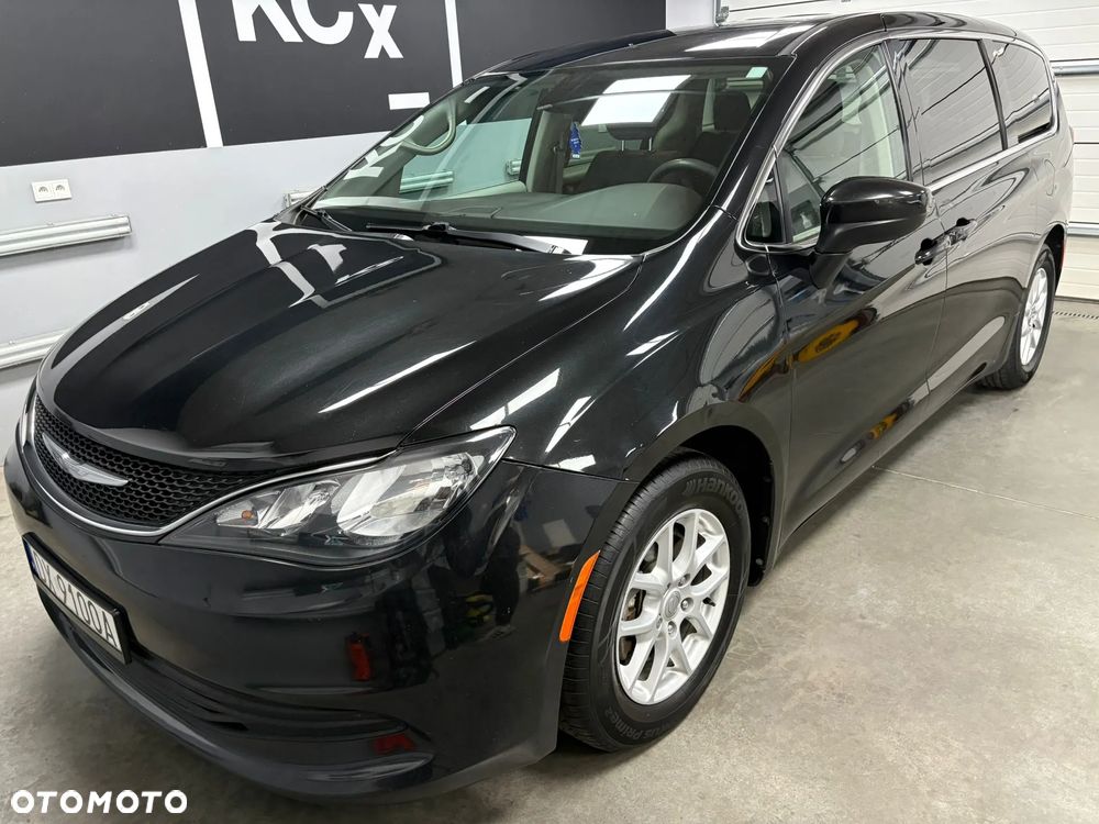 Chrysler Pacifica - 5