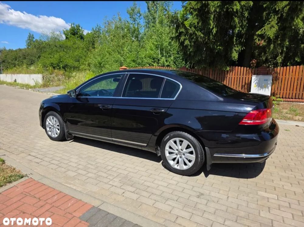 Volkswagen Passat 2.0 TDI Comfortline - 17