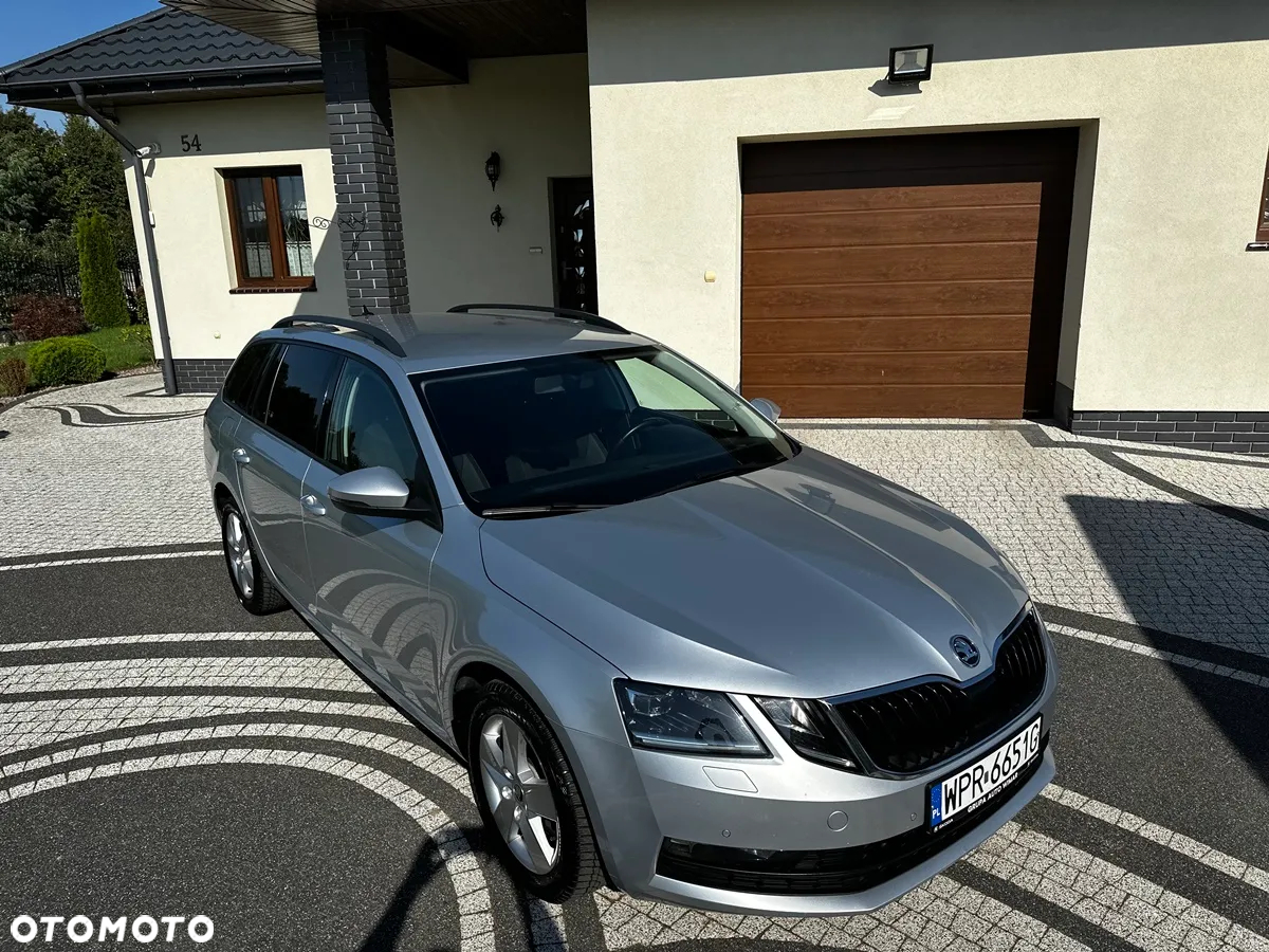 Skoda Octavia 2.0 TDI SCR Style DSG - 10